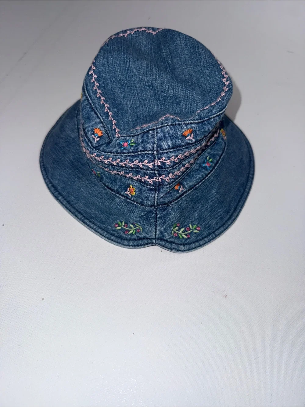 GAP Denim Bucket Hat with Pink Trim and Multicolor Floral Embroidery